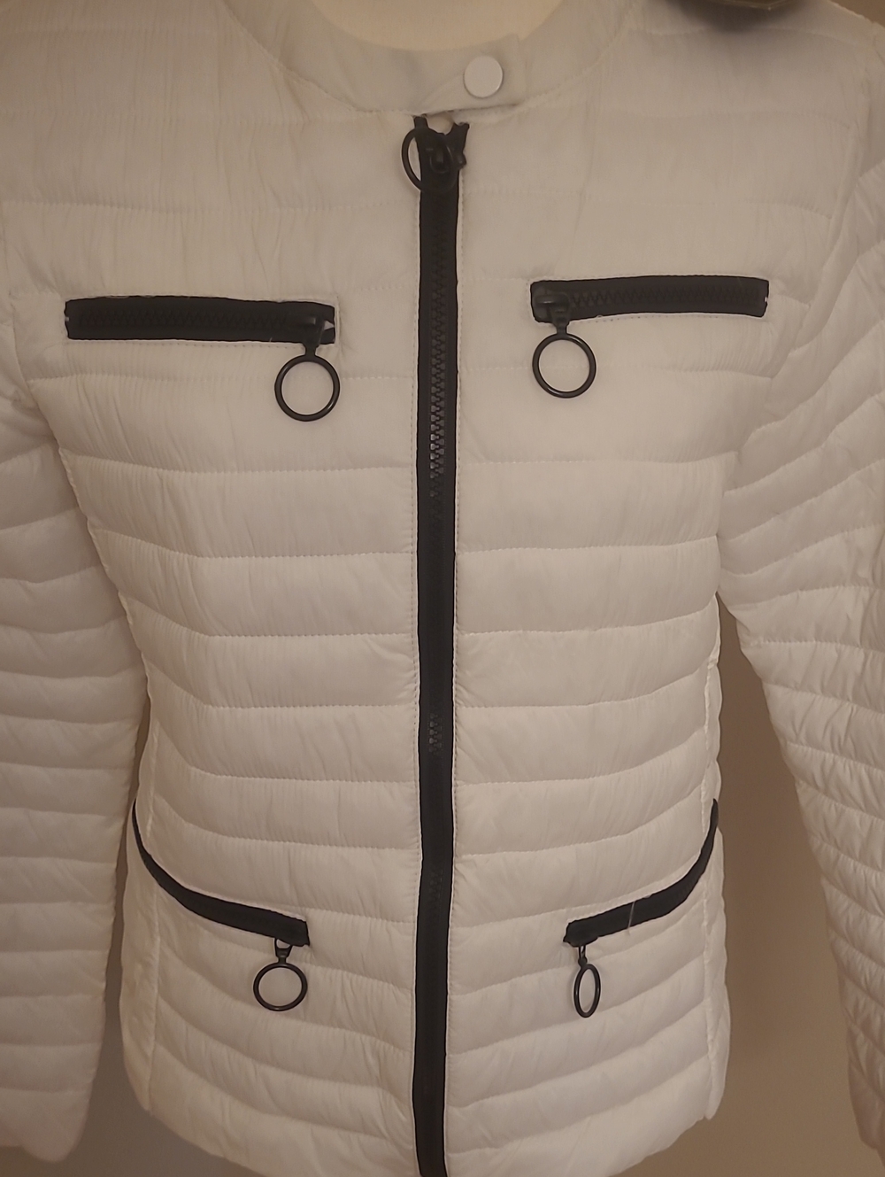 ME JANE White Puffer Jacket. M.  NWT! - Picture 2 of 5
